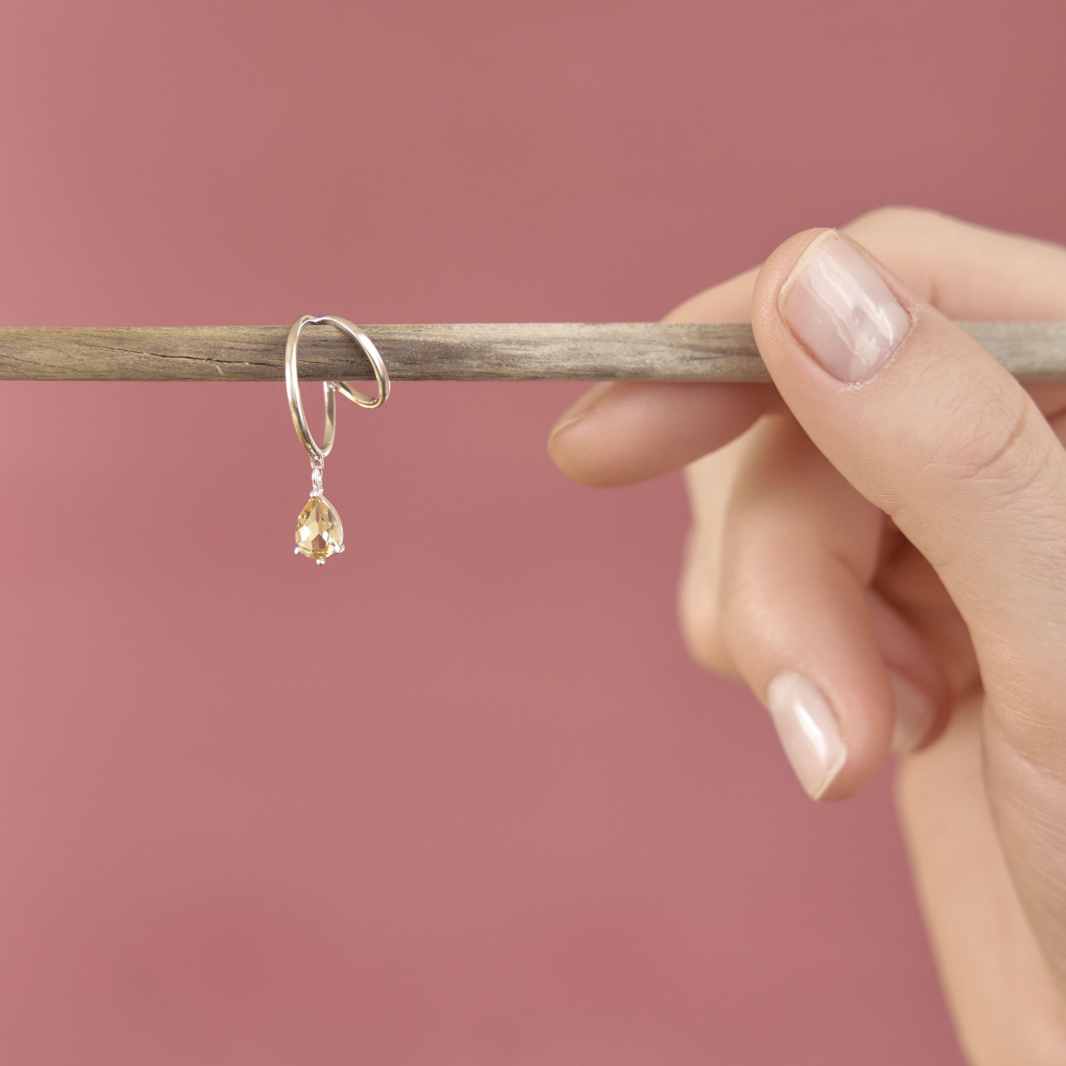 Кафф с камнем Anello Goccia с цитрином в серебре