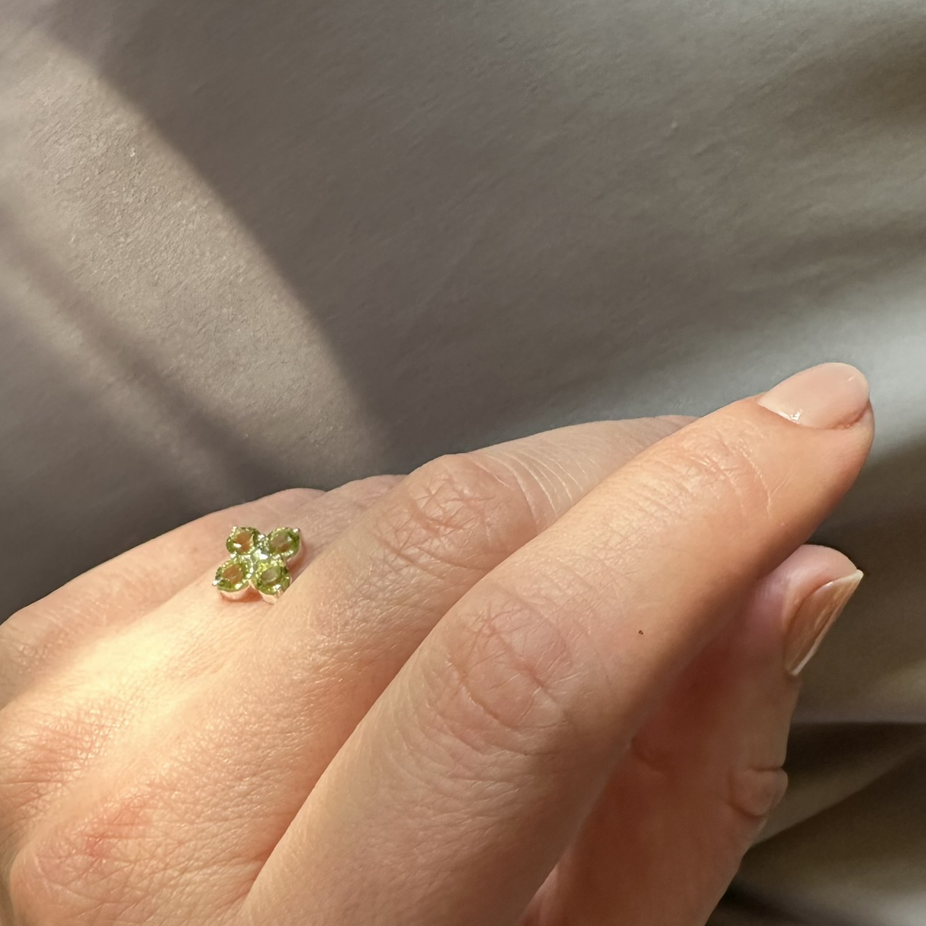 Кольцо Principessa Quadrifoglio с хризолитами в серебре