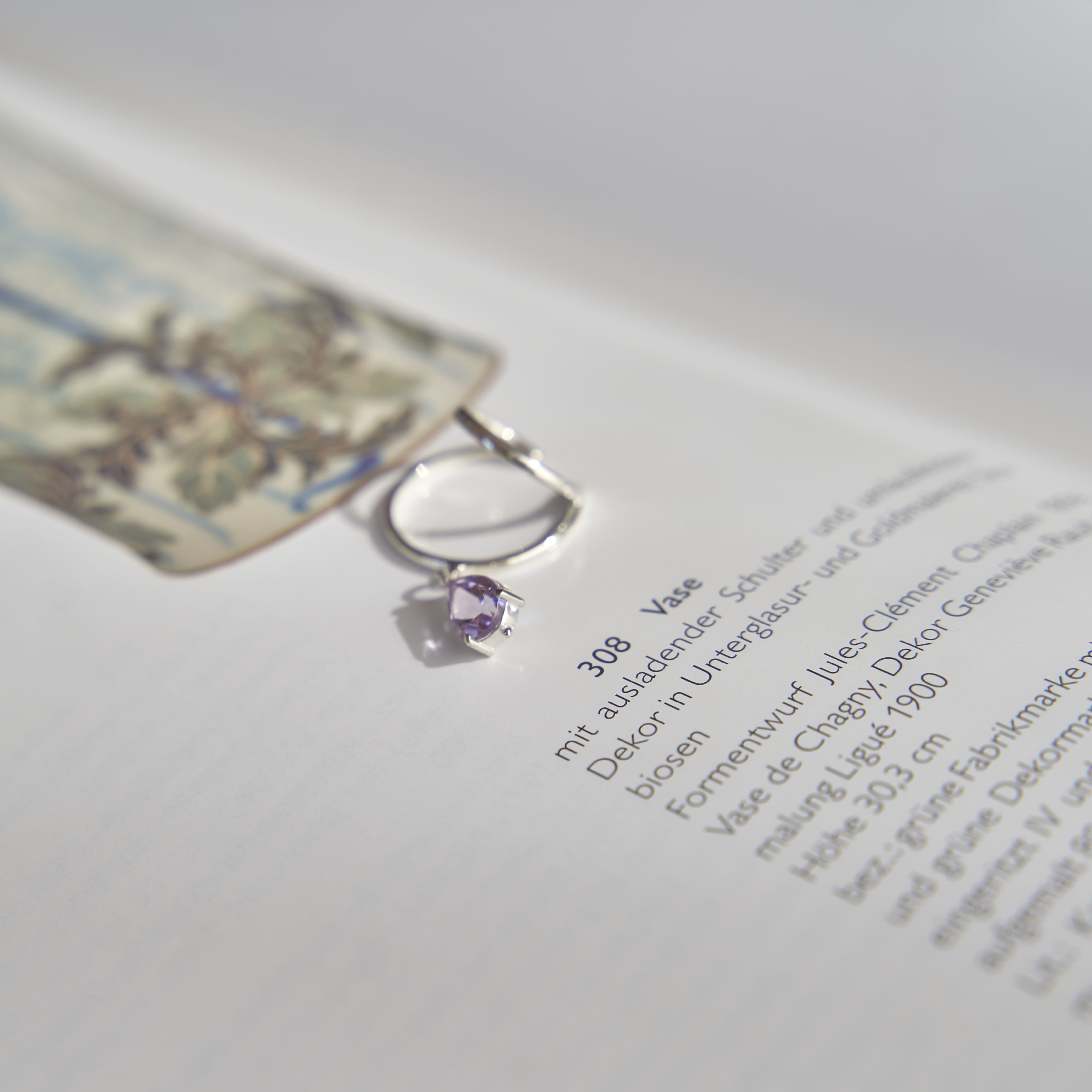 Кафф с камнем Anello Goccia с аметистом в серебре