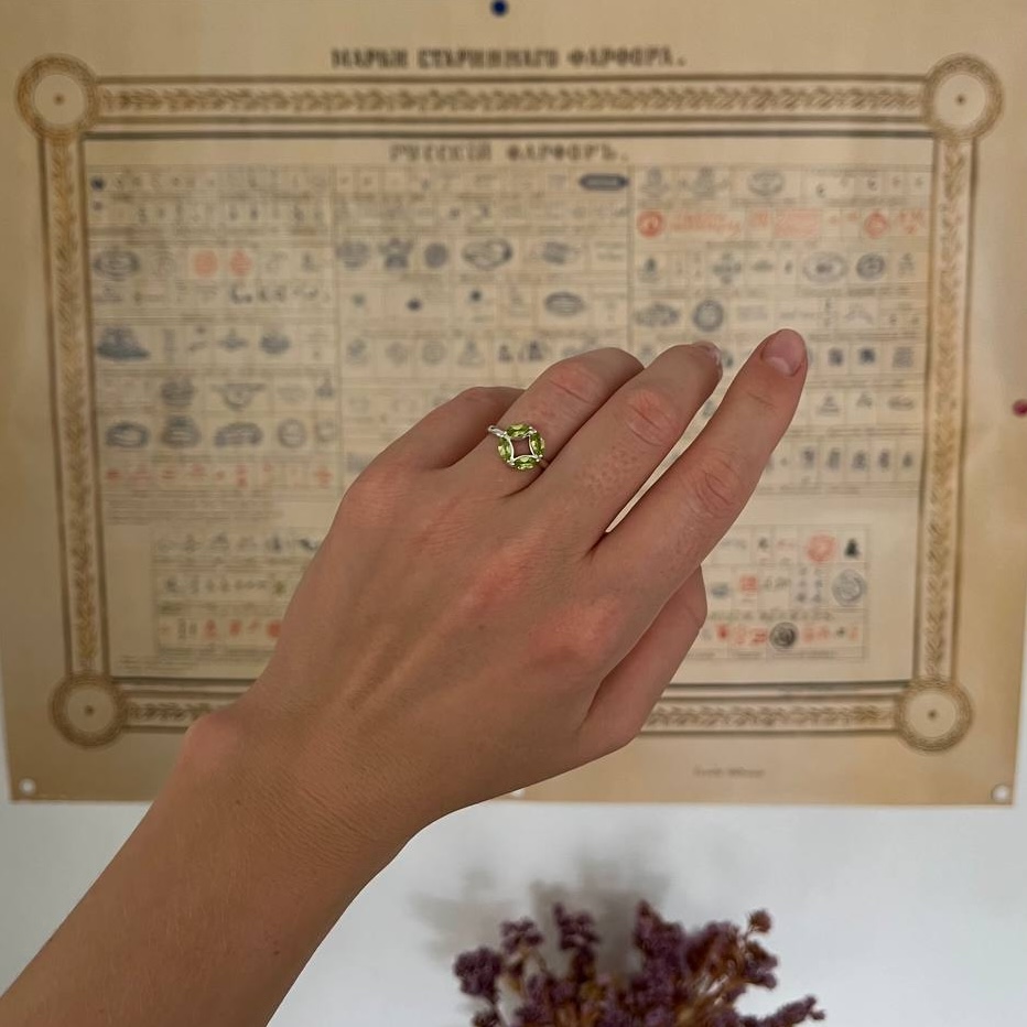 Кольцо Principessa Marchesa с хризолитами в серебре
